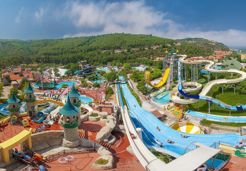 Aqua Fantasy Aquapark & Otel