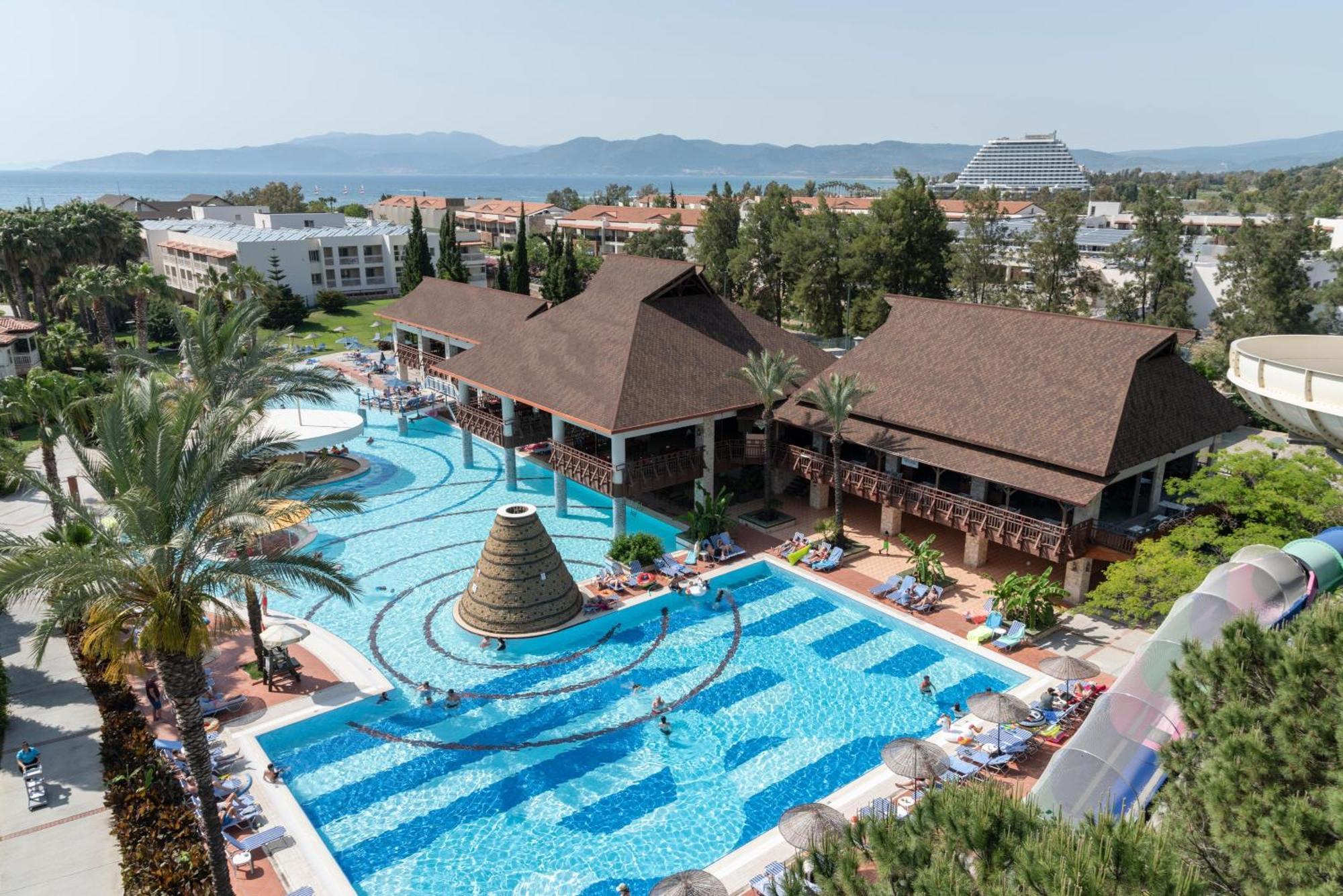 Aqua Fantasy Aquapark & Otel Kuşadası