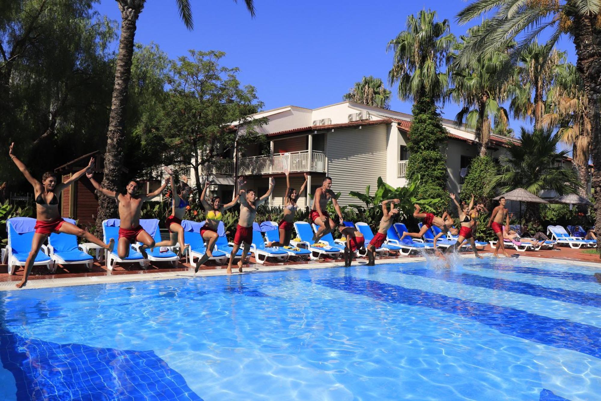 Aqua Fantasy Aquapark & Otel 5*