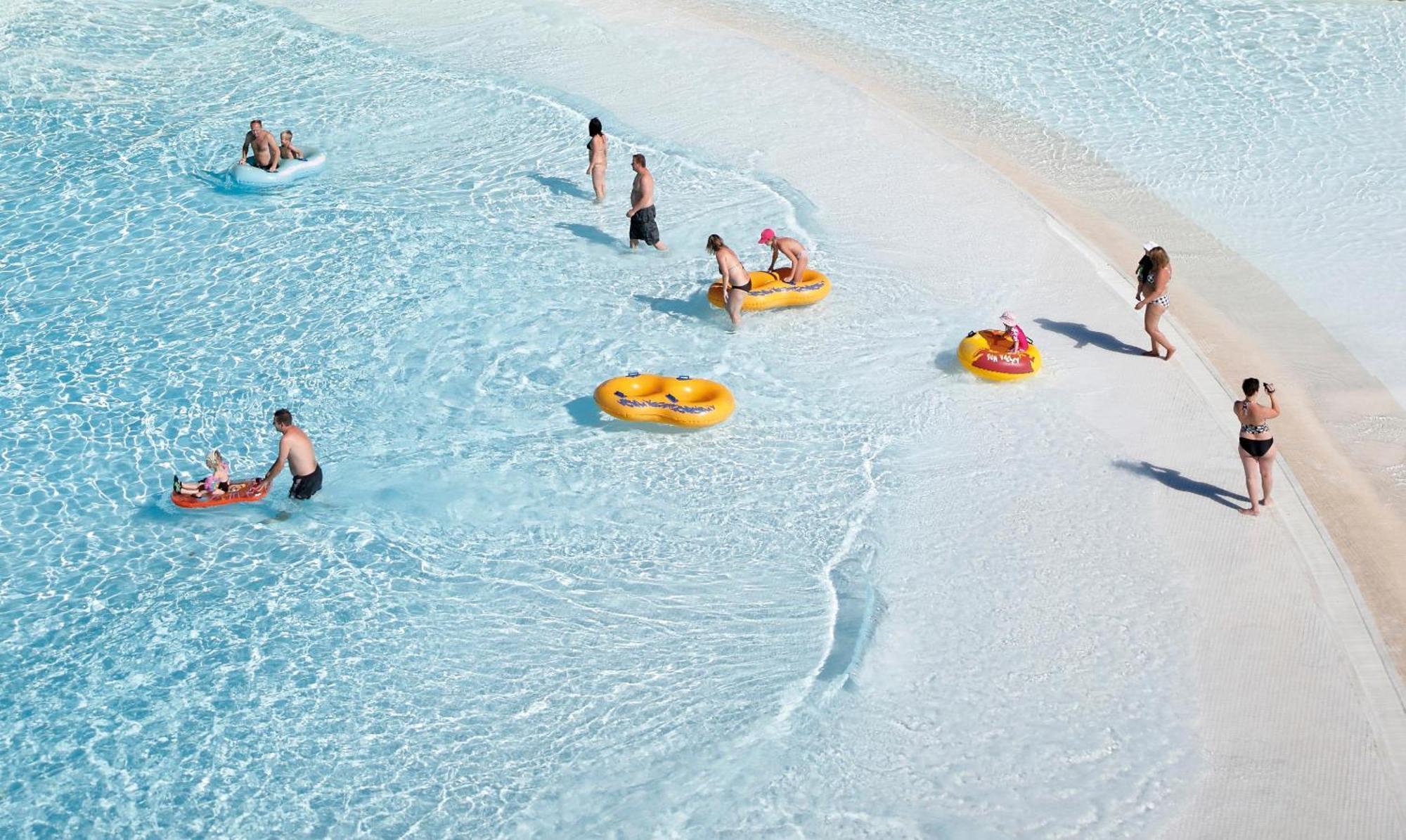 Hotel Aqua Fantasy Aquapark & 5*