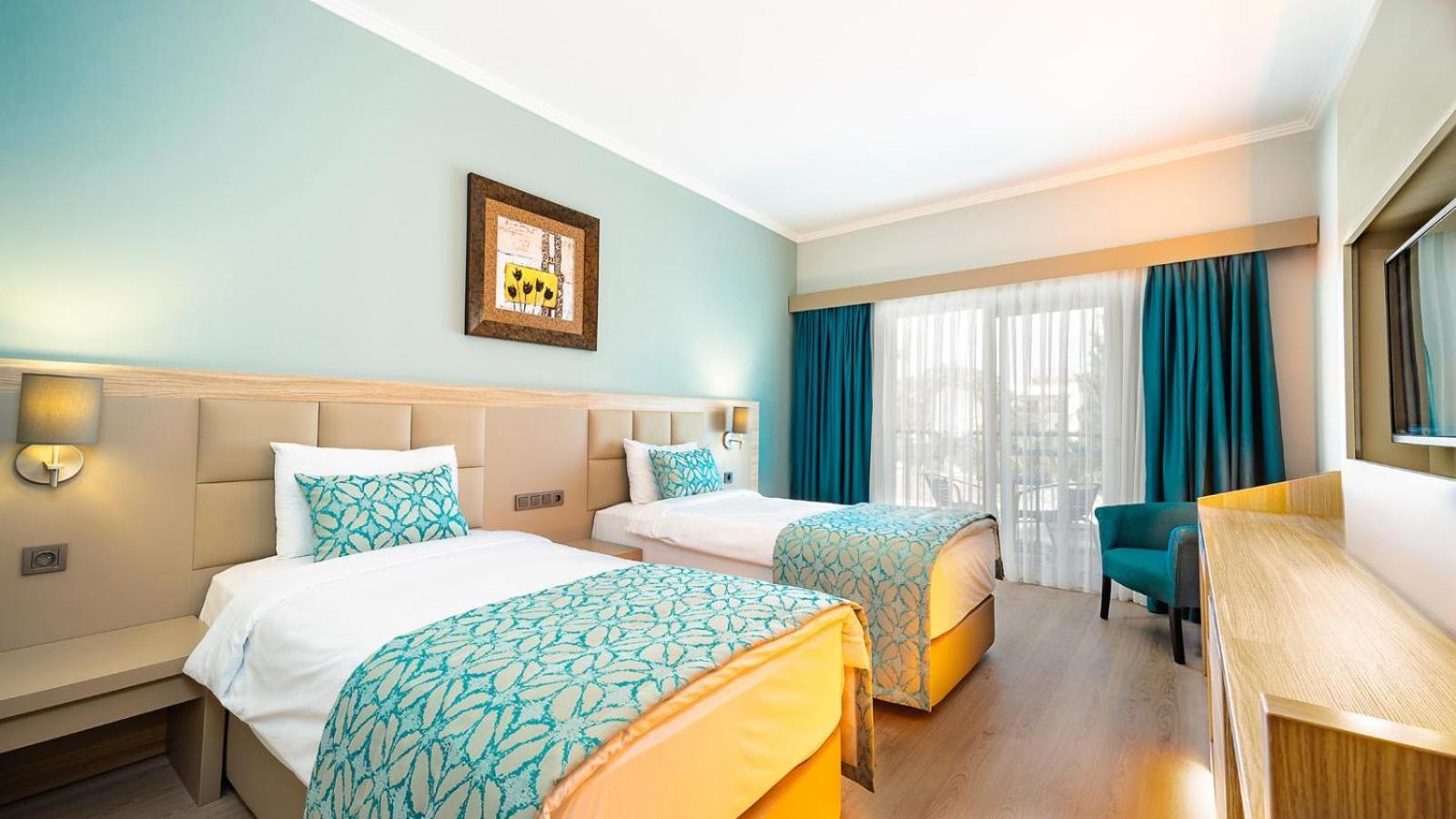 Aqua Fantasy Aquapark & 5* Kusadasi