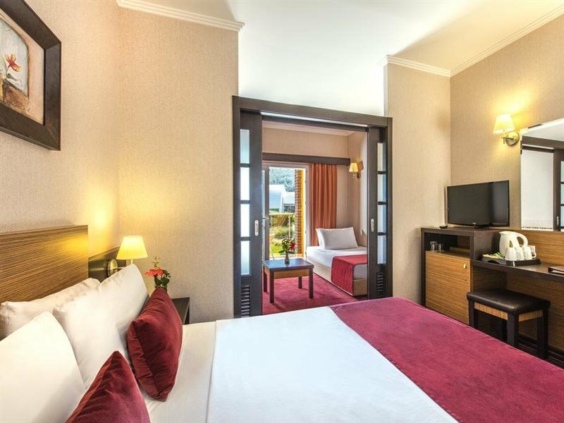 Aqua Fantasy Aquapark & Hotel 5*